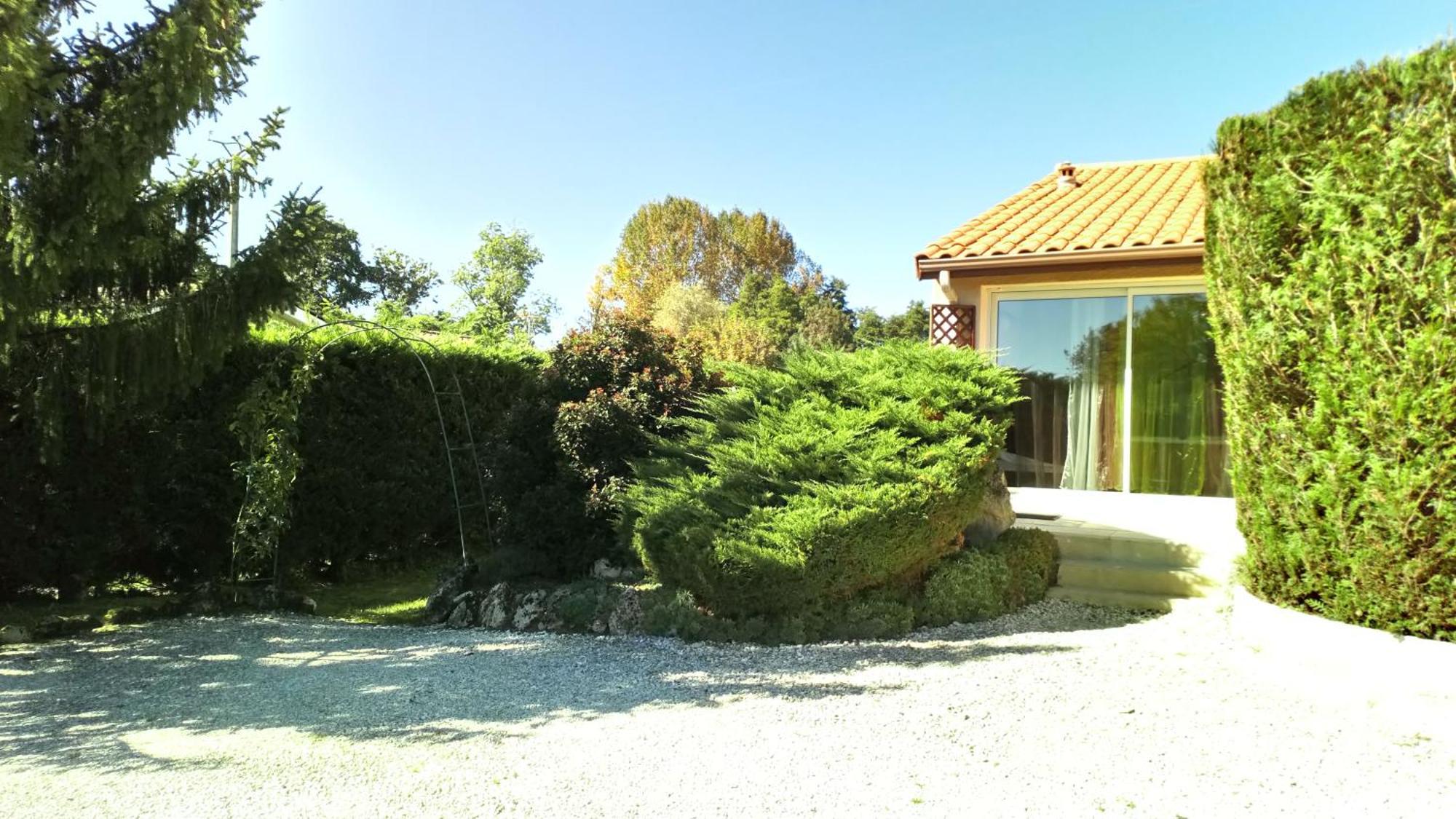 Le Ti'Roussat Bed & Breakfast Saint-André-de-Cubzac Eksteriør bilde